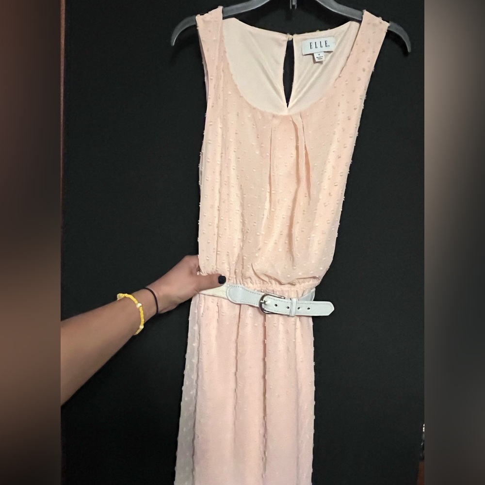 Women’s pink textured sleeveless coquette style dress